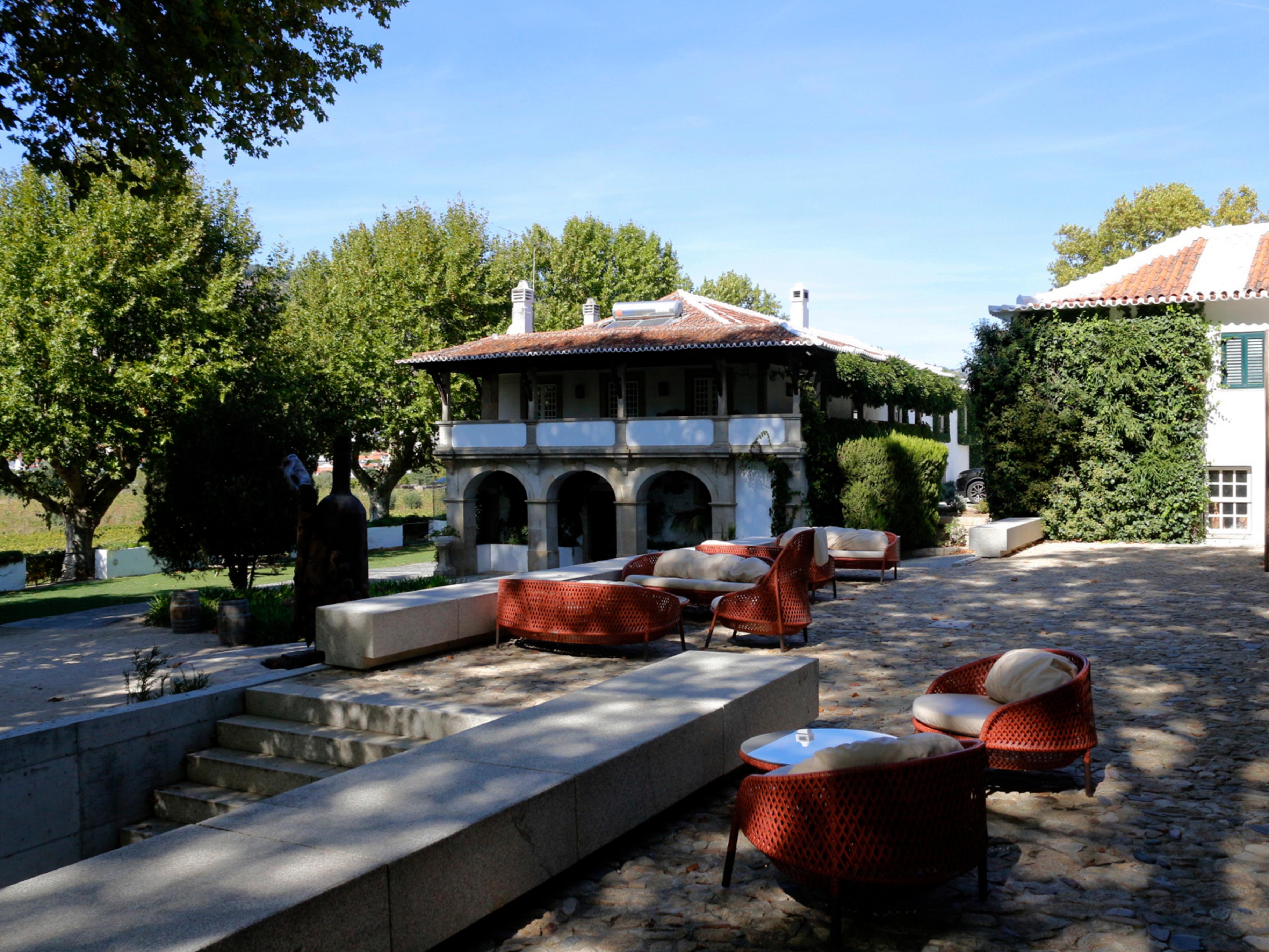 Pacheca The Wine House Hotel E Spa - Quinta Da Pacheca Lamego Exterior photo The courtyard of the museum